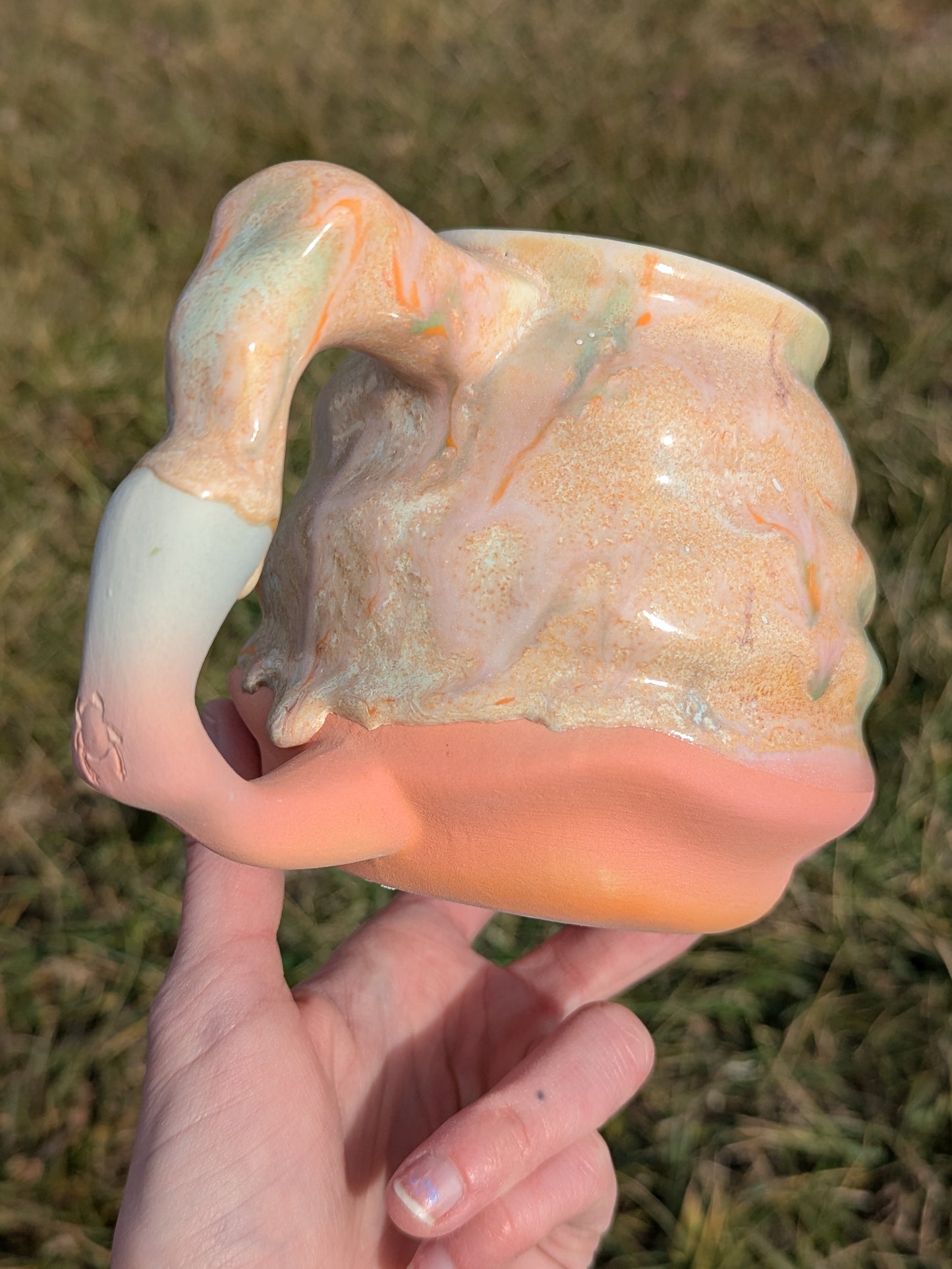 20oz ♡ Belly Mug
