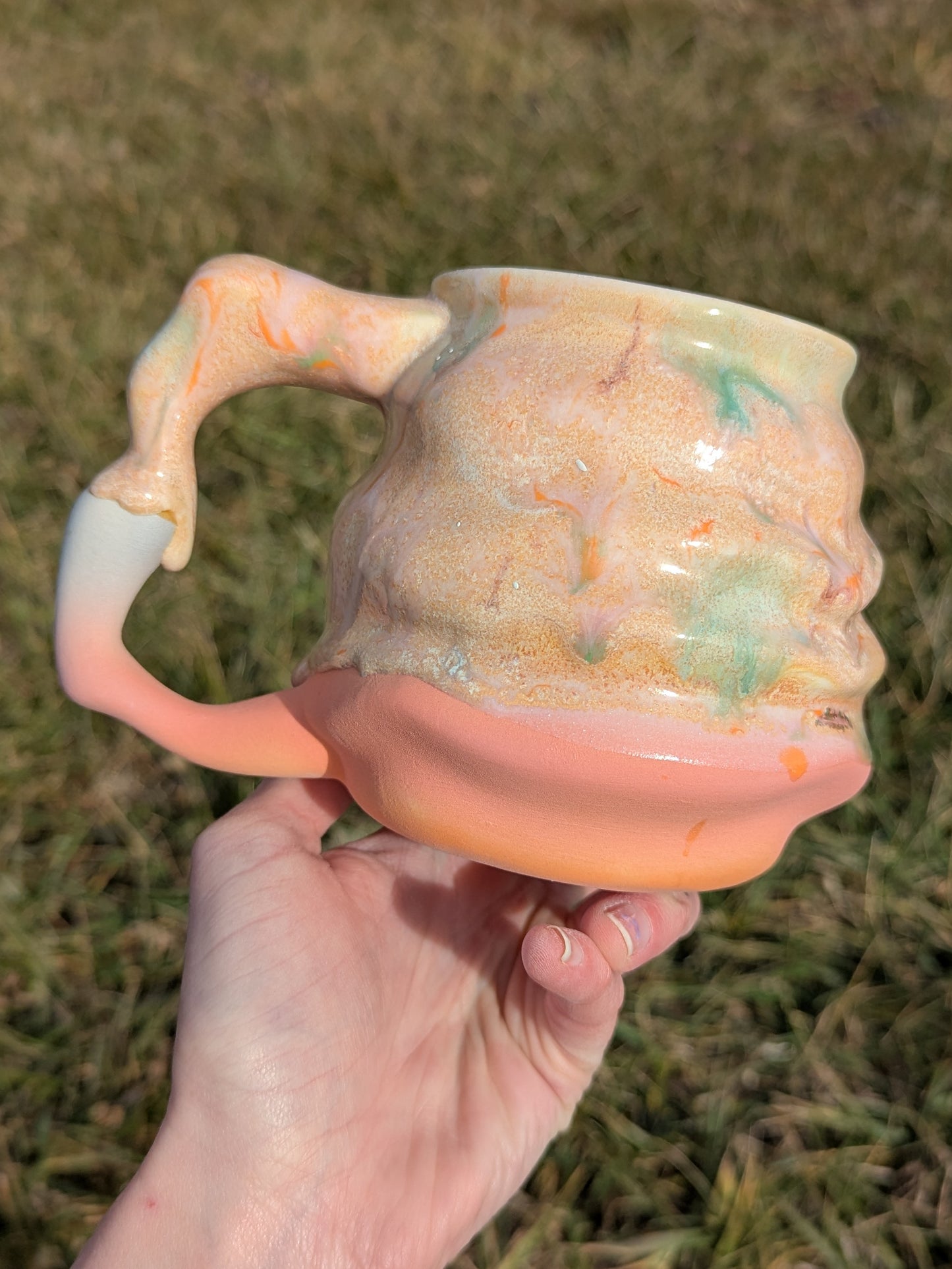 20oz ♡ Belly Mug
